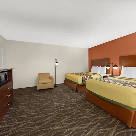 Super 8 By Wyndham New Orleans Hotel Exterior photo
